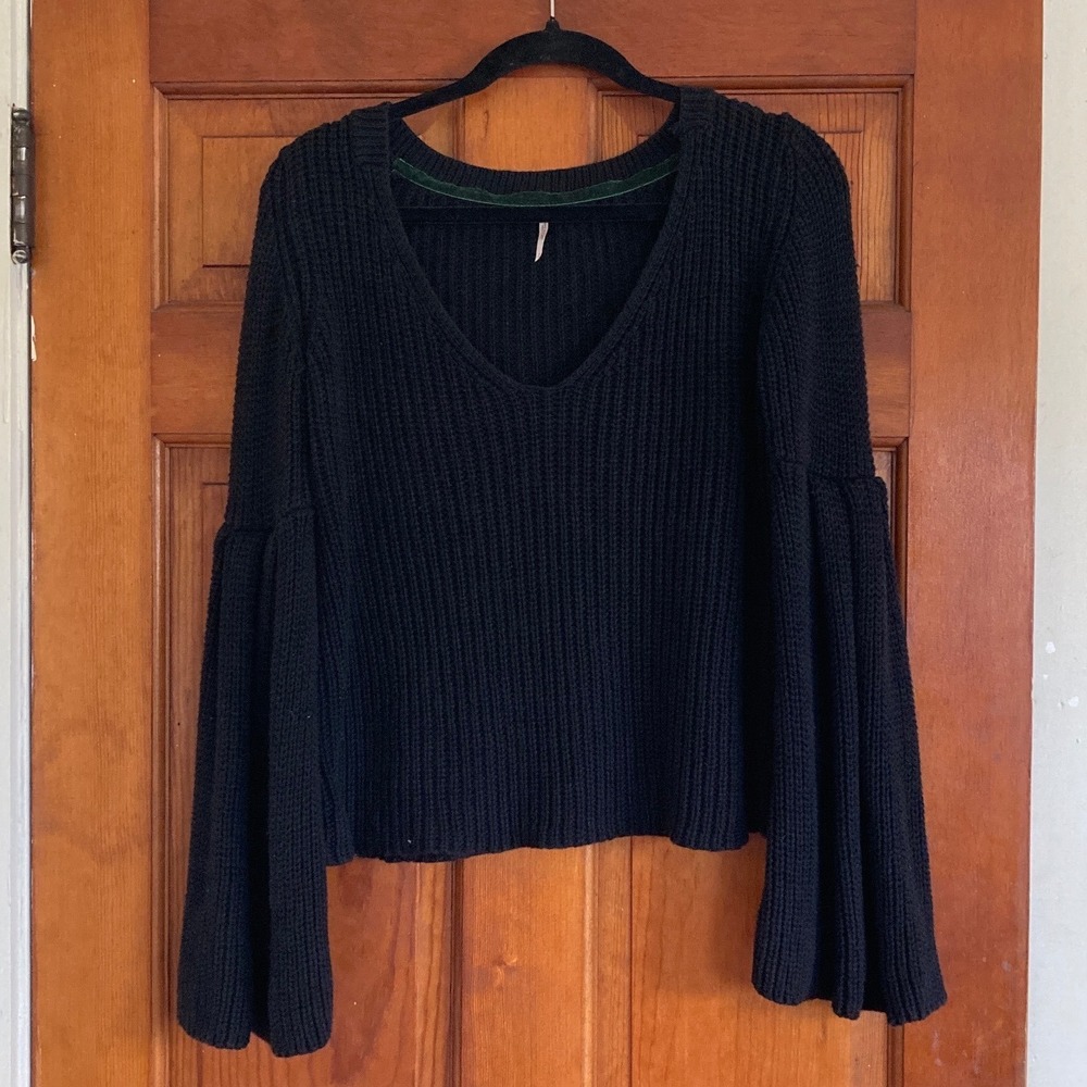 Free People Womens S Witchy Black Bell Sleeve V-Neck Ribbed Cotton Knit Sweater